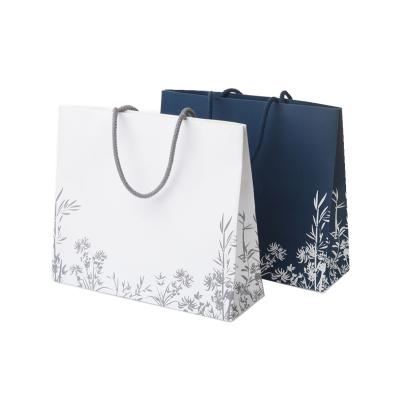 Cosmetics Luxury Gift Shopping Paper Bags With Button